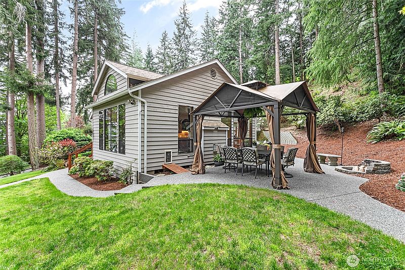 5th image of 2336 Northshore Road