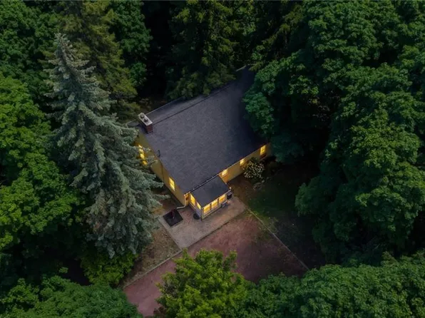 41 Mill St, Mississauga, ON L5M 1Y3