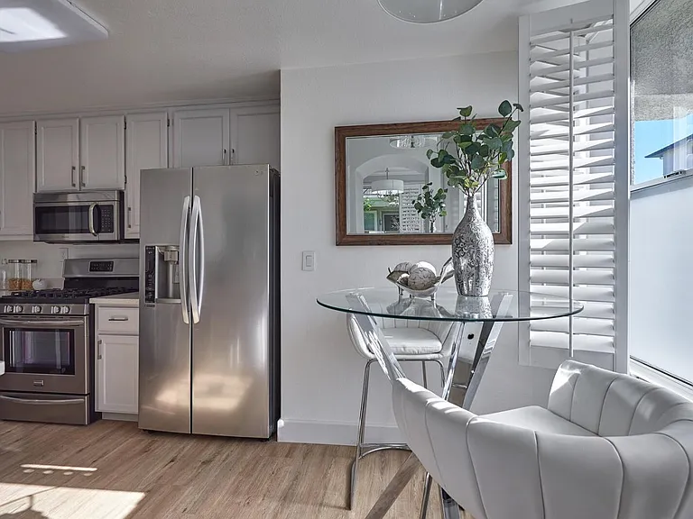 601 Baltic Cir #601 — Photo 10