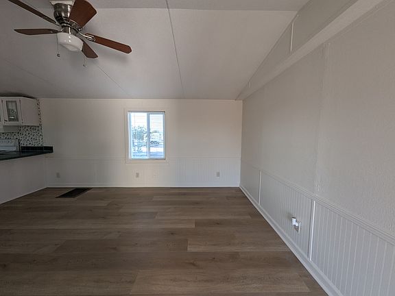 3rd image of 13217 N Hettick Ln