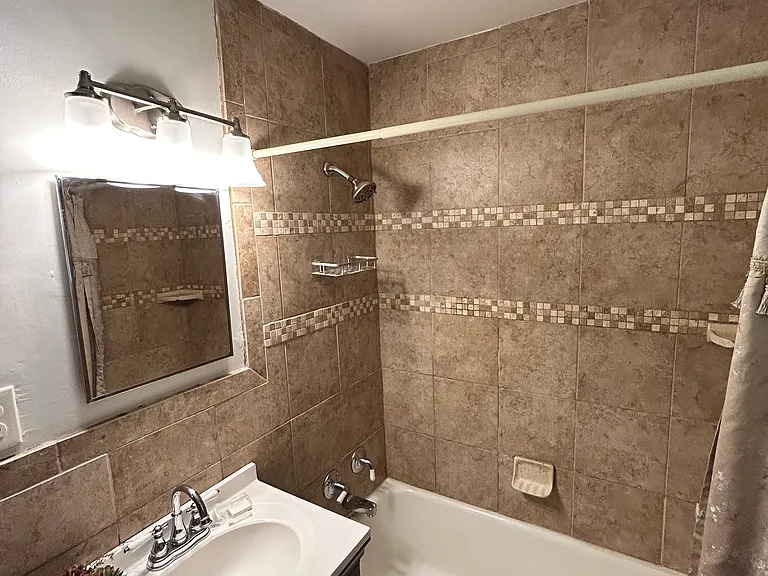 3012 University Dr — Photo 13