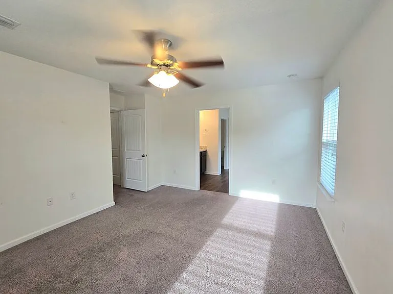 5860 Magnolia Bend Blvd — Photo 8