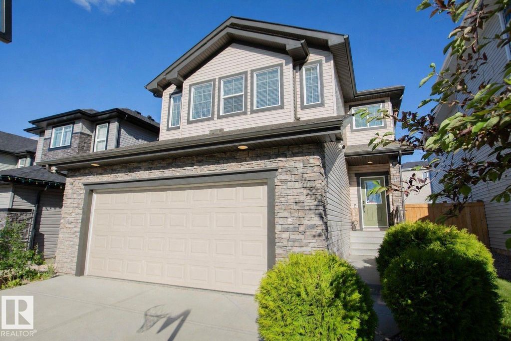 8 Meadowlink Cmn, Spruce Grove, AB - View 4