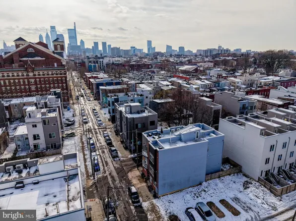 1910 Ingersoll St, Philadelphia, PA 19121