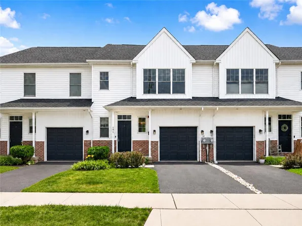 546 North St, Emmaus, PA 18049