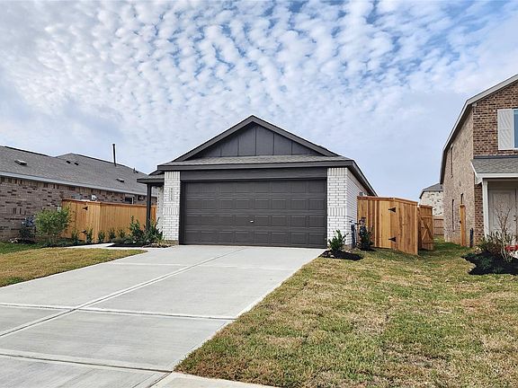 3rd image of 16723 Old Wagon Way