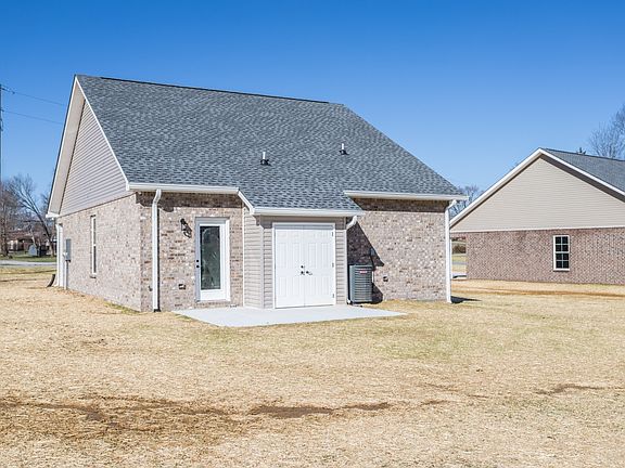3rd image of 211 Lagoon Dr
