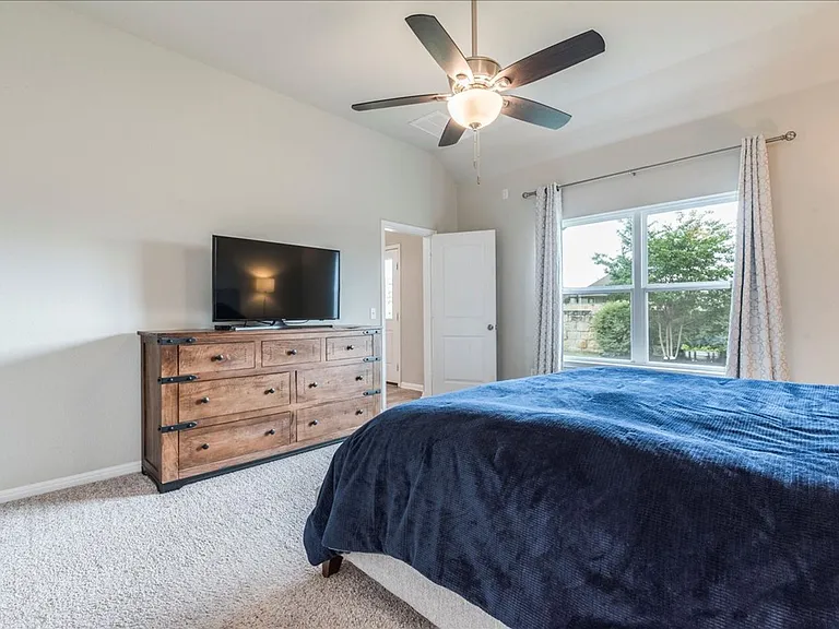125 Groesbeck Ln — Photo 14