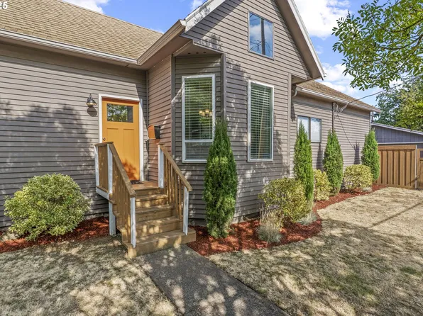 6849 SE Knight St, Portland, OR 97206