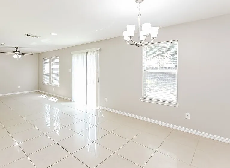 12510 Aarons Way Dr — Photo 5