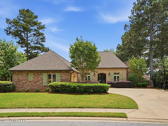 2nd image of 502 Eastlake Forest Dr