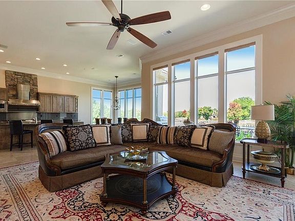 3rd image of 18721 Travis Ln
