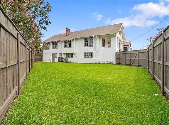 5th image of 840 Solomon Pl Unit B