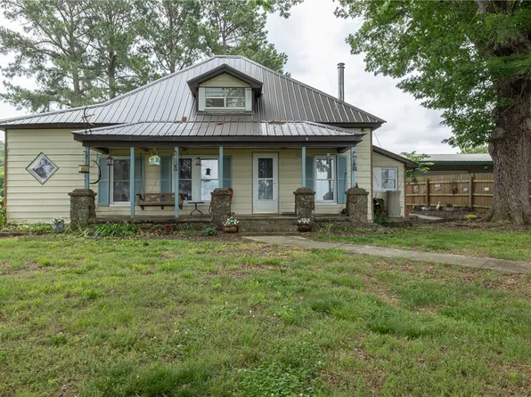 15332 Tuttle Rd, Elkins, AR 72727