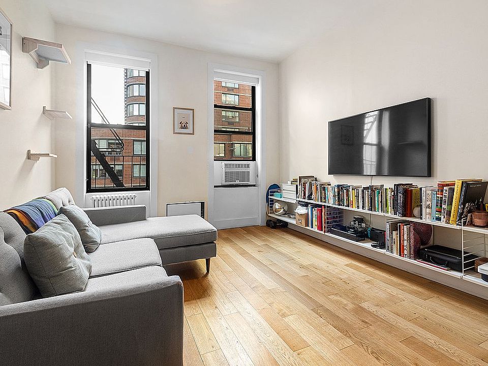 1st image of 812 10th Ave Unit 4B