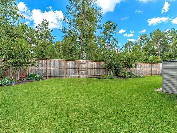 3rd image of 194 Jaxxon Pointe Dr