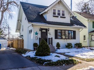 85 Wyndham Rd, Rochester, NY 14612