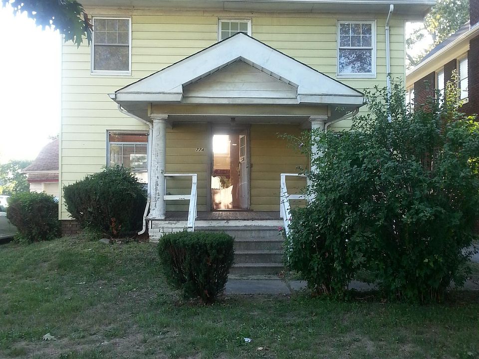 1st image of 774 Thornhill Dr