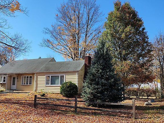 2nd image of 1505 N Lorraine Ave