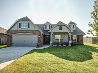 13681 S Iroquois Ave, Glenpool, OK 74033