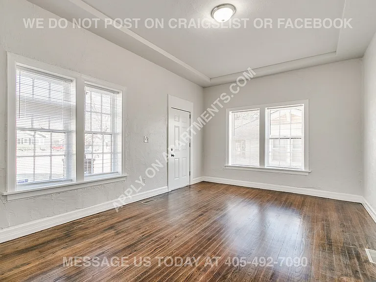 1130 NW 39th St #1130.5 — Photo 5