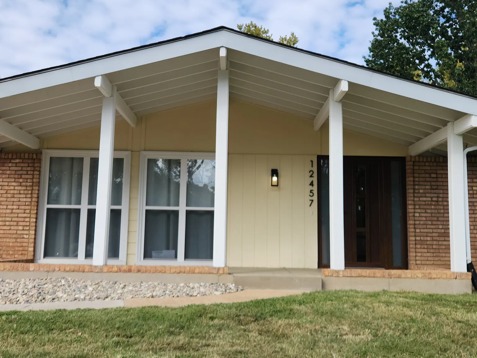 4 bed, 1646 sqft, $2,500 — Photo 1