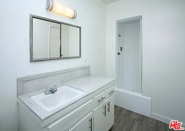 219 S New Ave #1 — Photo 8