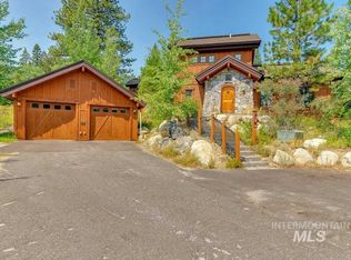 75 Clearwater Ct, Donnelly, ID 83615