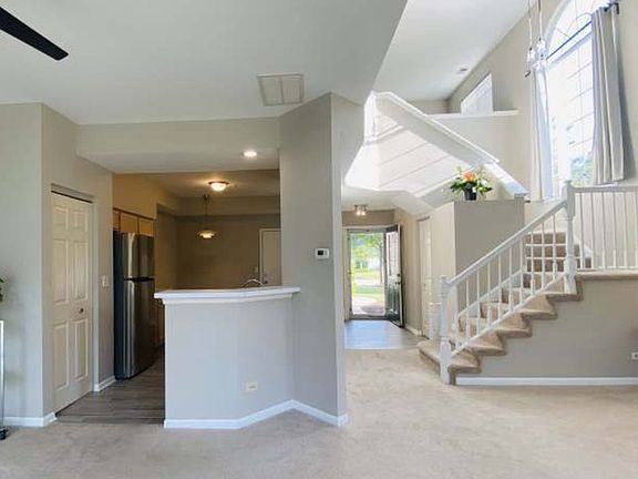 2nd image of 1128 E Cambria Ln S