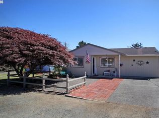 921 14th Ave, Seaside, OR 97138