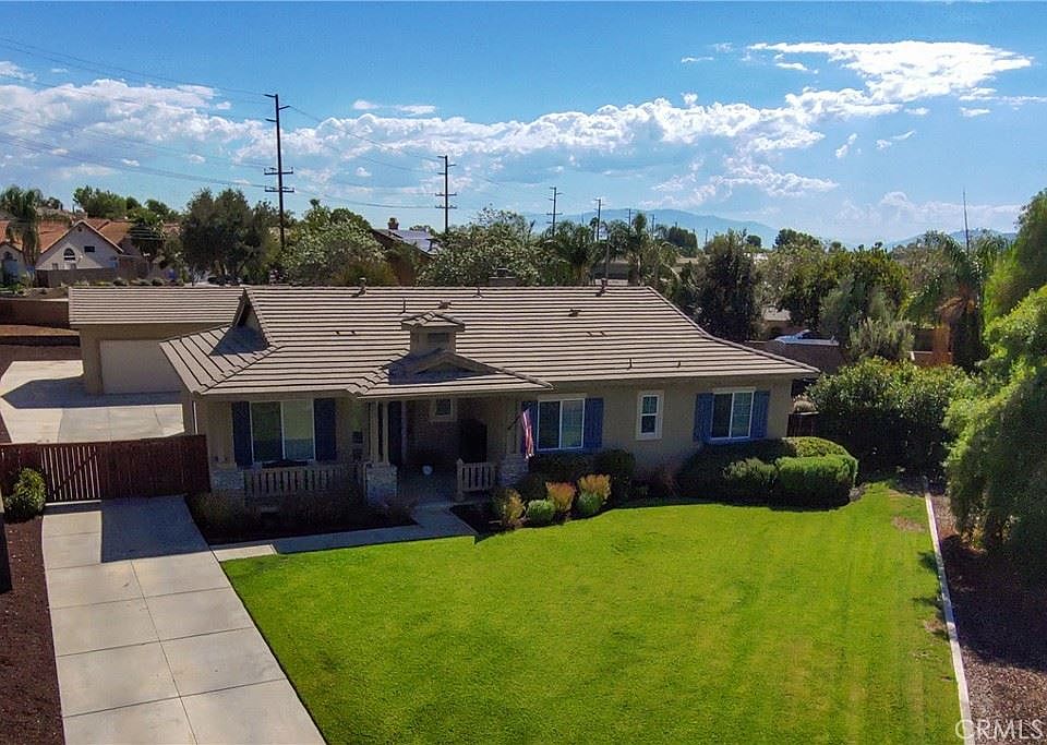 1st image of 41839 Jennifer Ct