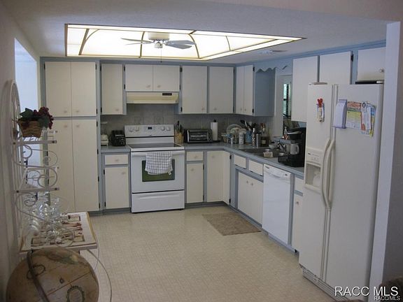 5th image of 2140 W Harewood Pl