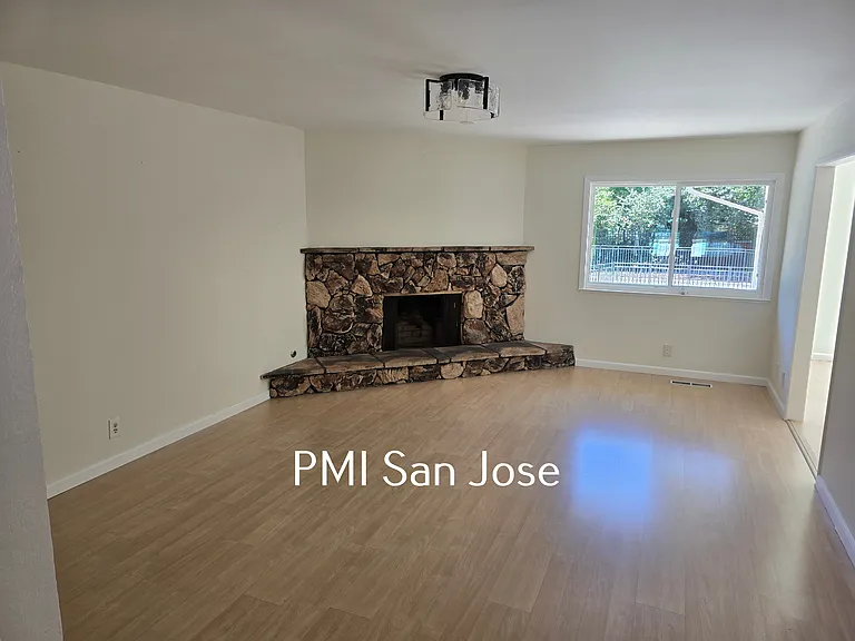 16870 Gallop Dr — Photo 16