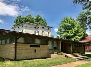 850 S 4th St, Springfield, IL 62703