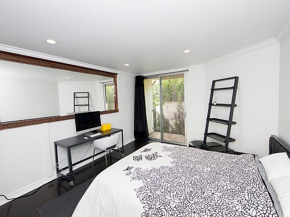 5th image of 1230 N Sweetzer Ave APT 313