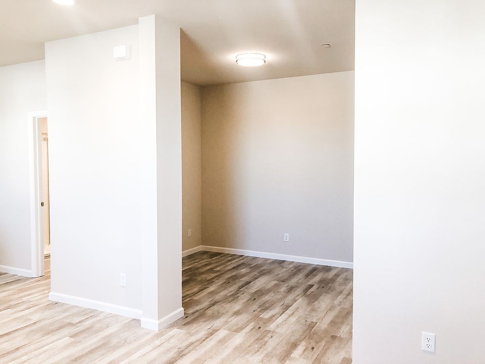 2nd image of 848 Mission De Oro Dr Unit A