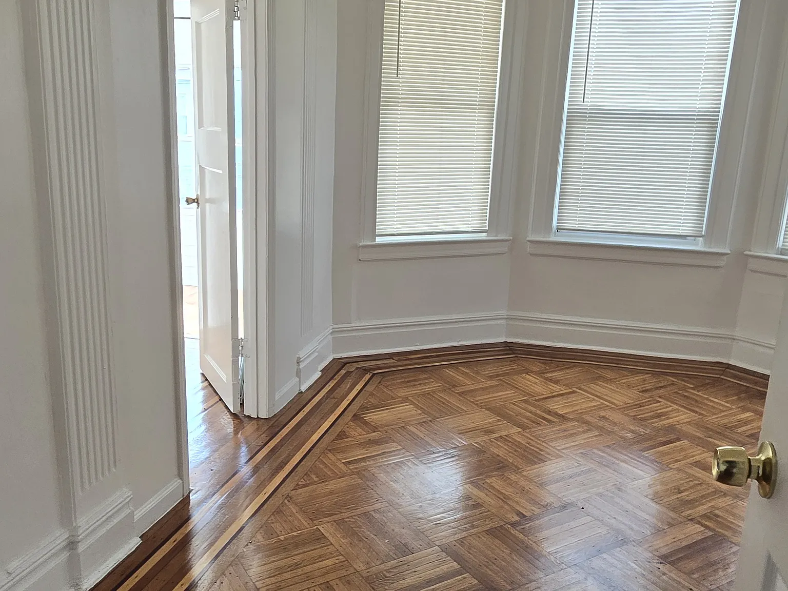 3 bed, 1000 sqft, $1,875 — Photo 4