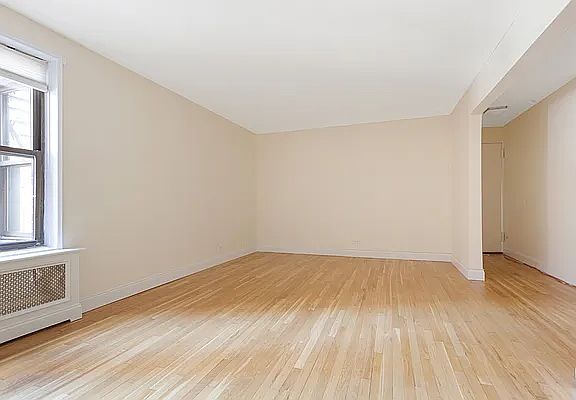 2nd image of 1360 York Ave APT 3G