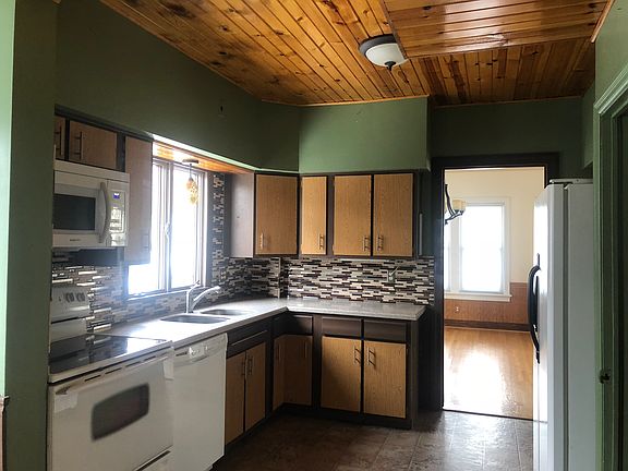 4th image of 710 E Gambier St