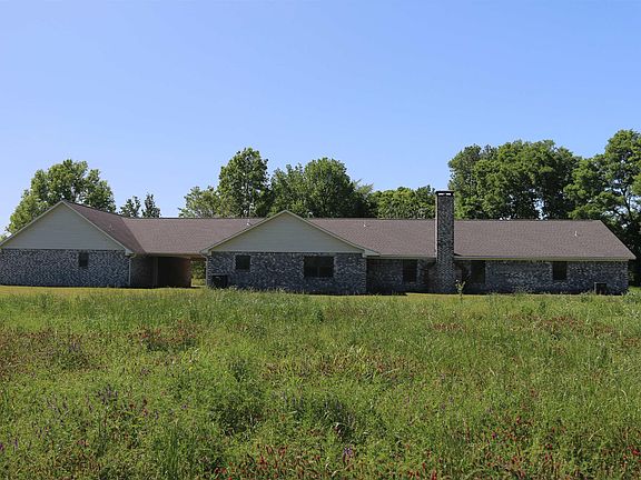 5th image of 225 Martin Rd