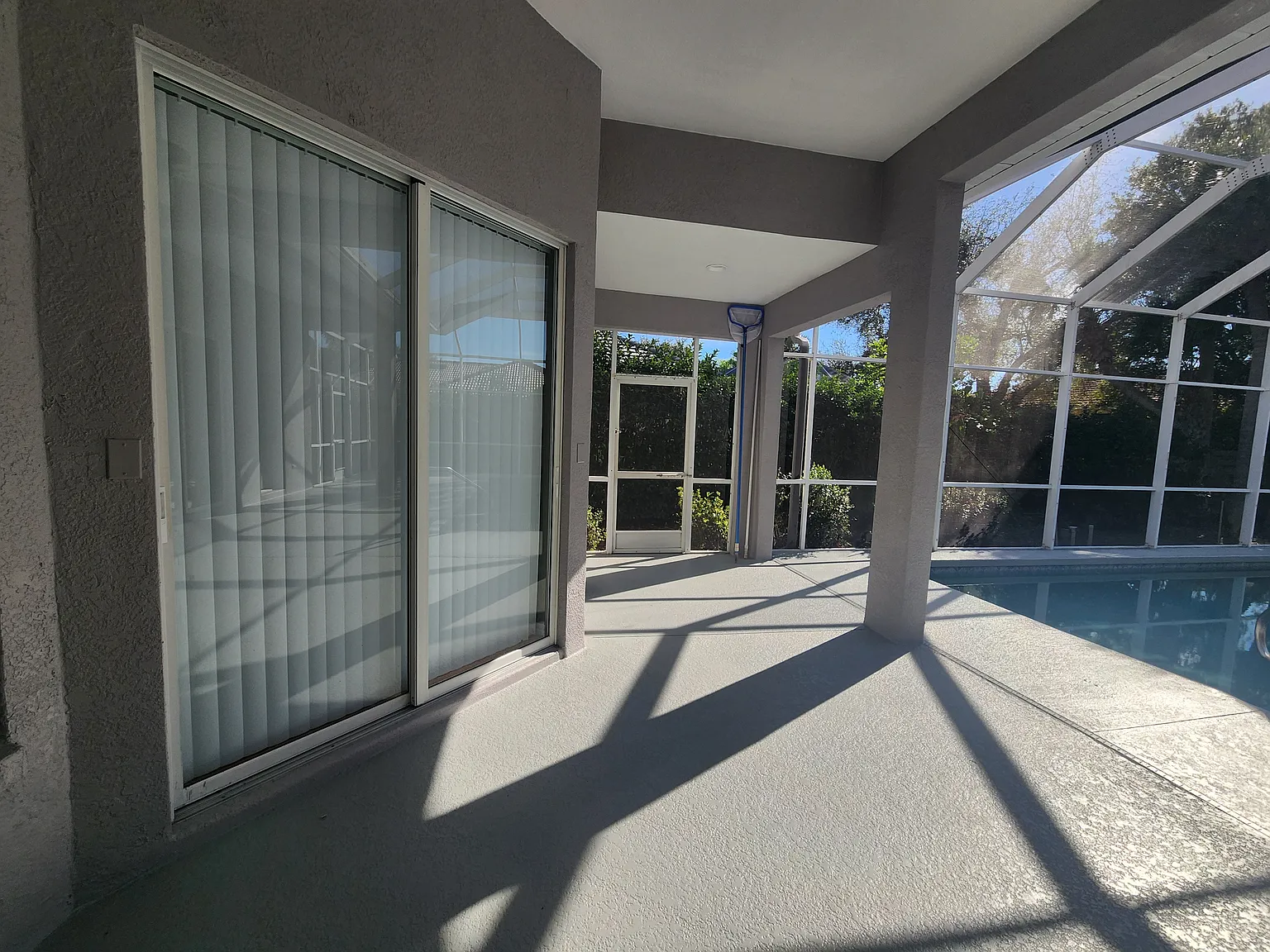 850 Oak Briar Ln — Photo 4