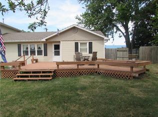 108 Lakeview Dr, Stewartsville, MO 64490