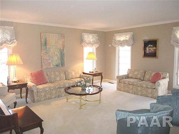 Formal Living Room/Den