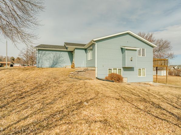 bismarck-north-dakota-78399991 picture