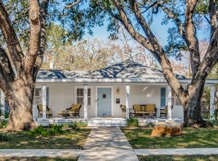 317 Arcadia Pl, Terrell Hills, TX 78209