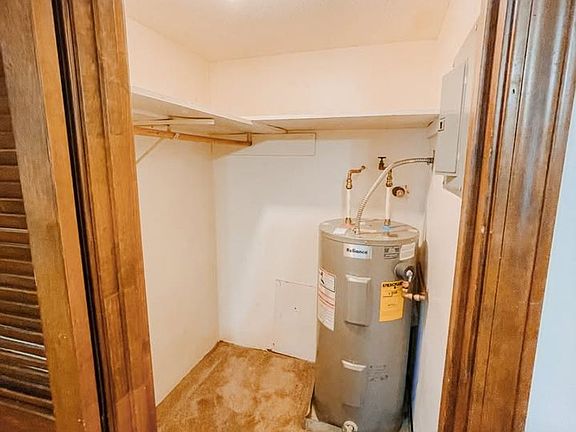 2nd image of 2855 Whitener St #B5