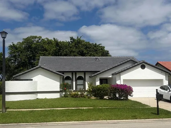 19700 Sedgefield Ter, Boca Raton, FL 33498