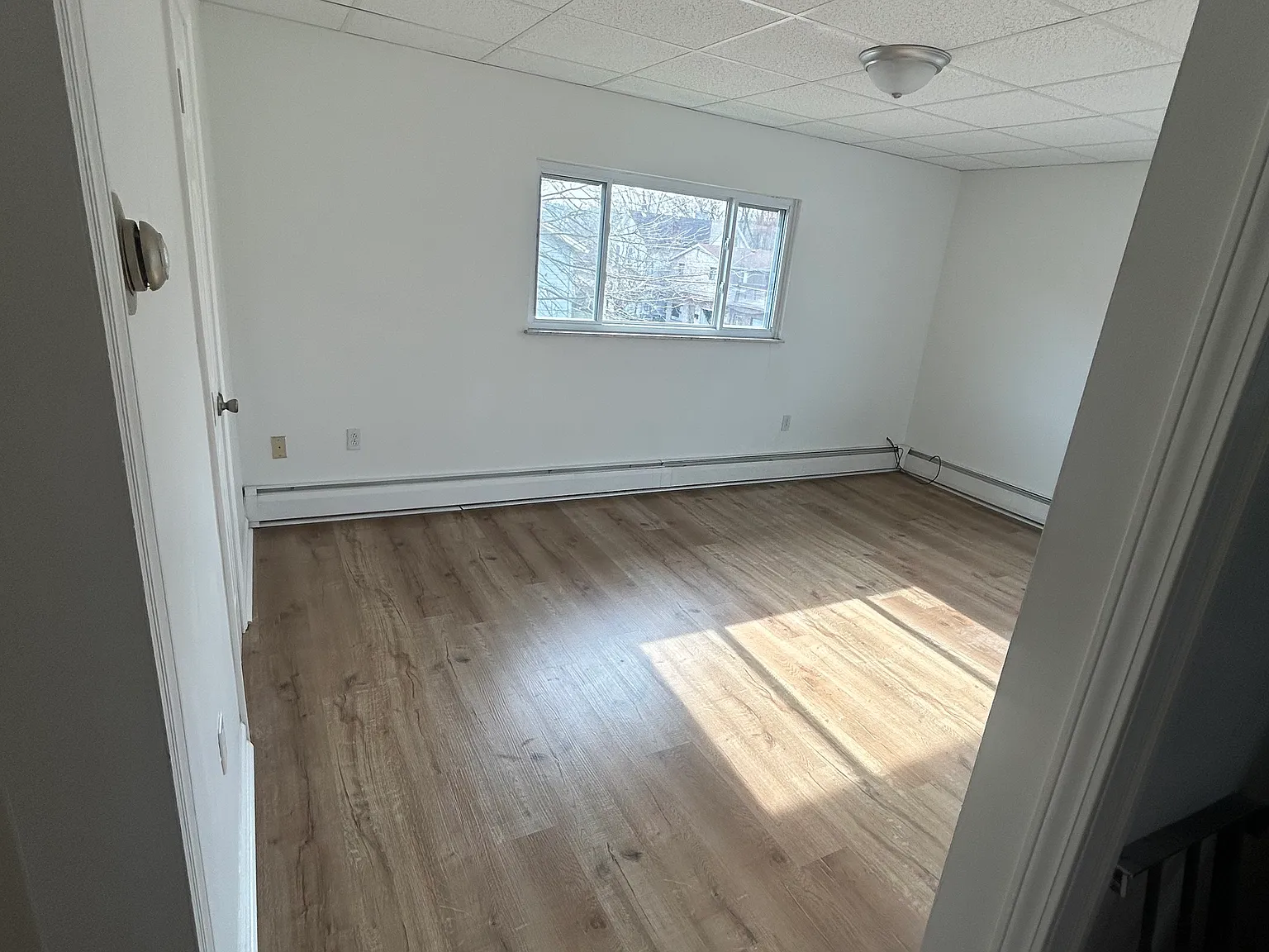 2 bed, 1100 sqft, $1,100 — Photo 1
