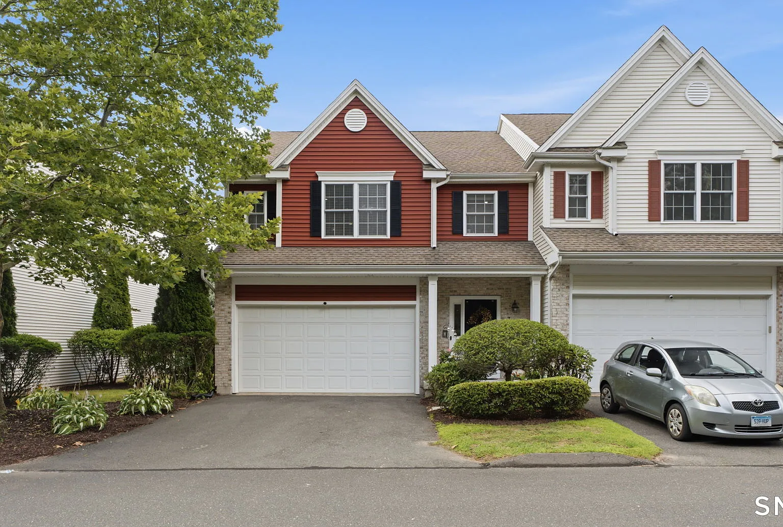 2 bed, 2.5 bath, 1770 sqft, $2,500 — Photo 1