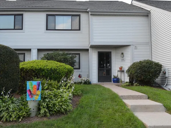 105 Revere Dr, Harleysville, PA 19438